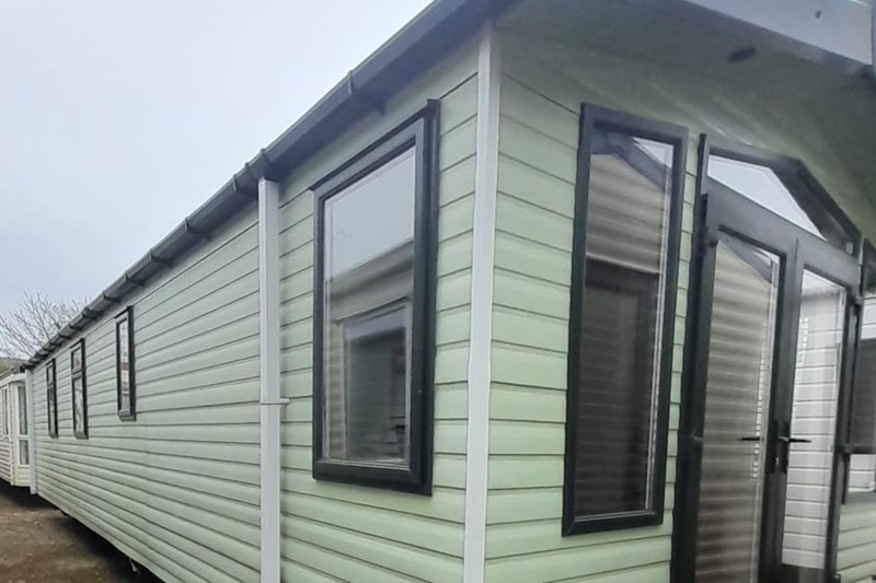 2012 Swift Moselle 38 x 12 3 bedroom with DG CH and with a Lakeland Green exterior