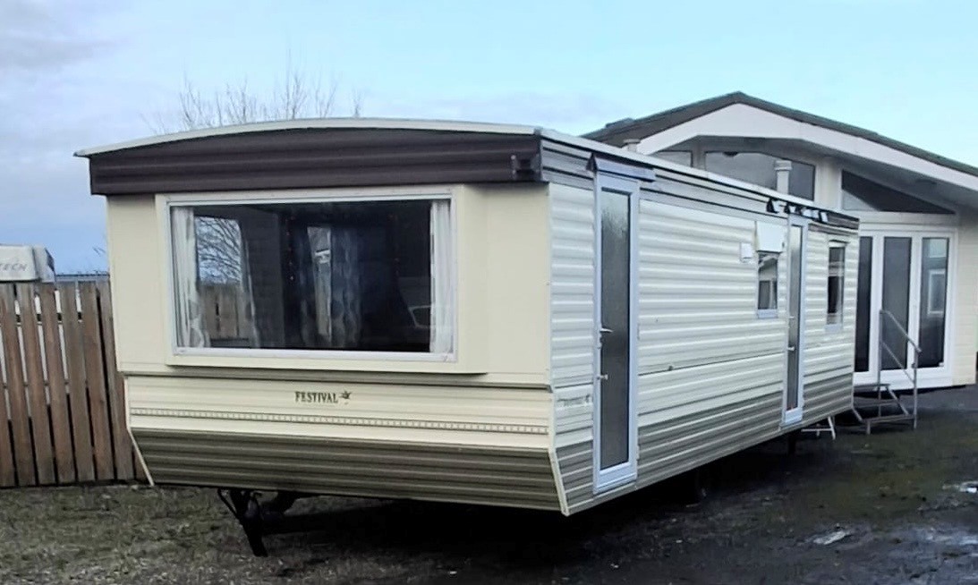 ATLAS IT'S A CHEAPIE ... ATLAS FESTIVAL 28 X 10 WITH 2 BEDROOMS - PERFECT FOR THOSE WITH ACCESS ISSUES  For Sale Thumb