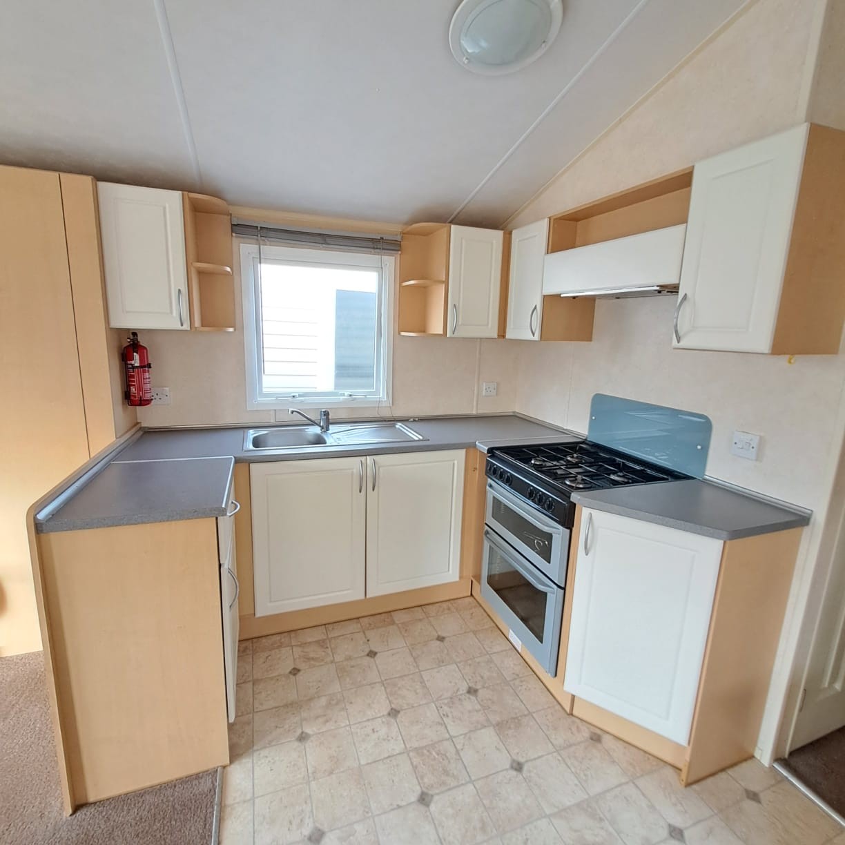 BK BLUEBIRD CALYPSO SUPER 35 X 12 WITH 2 BEDROOMS, DOUBLE GLAZING, ELECTRIC HEATING, PITCH ROOF For Sale Thumb