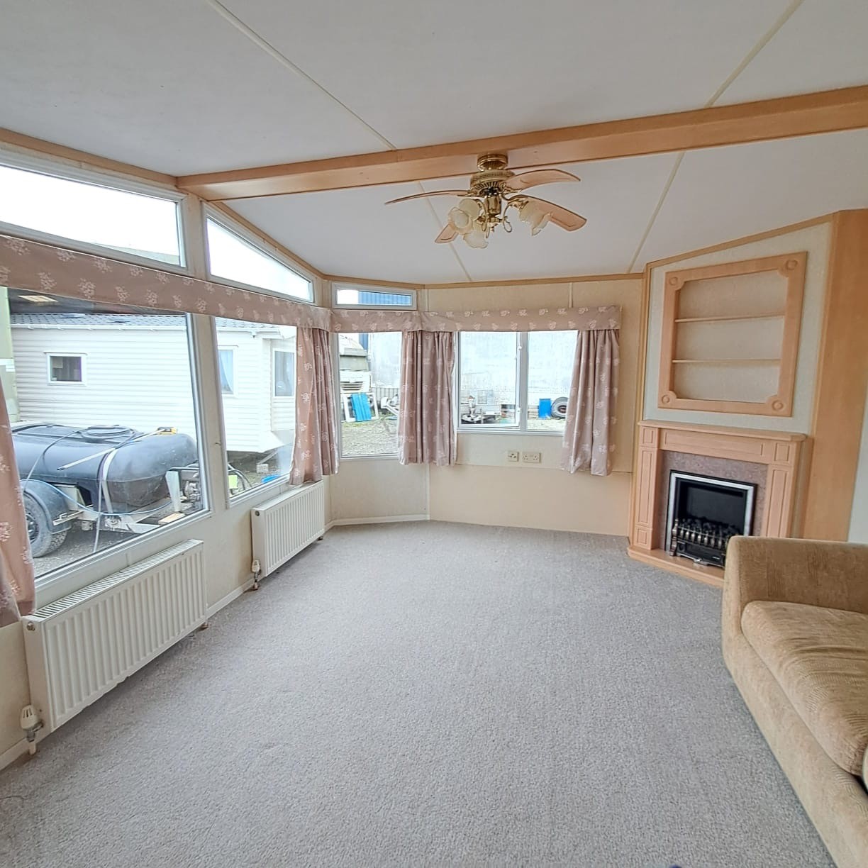 WILLERBY PERFECT SELF BUILD - 3 BEDROOMS WILLERBY ASPEN T - 37 X 12 WITH DOUBLE GLAZING & CENTRAL HEATING - FULLY FURNISHED For Sale Thumb