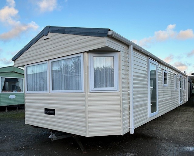 DELTA FAMILY DELUXE CARAVAN 38 X 12 WITH 2 BEDROOMS DOUBLE GLAZING & CENTRAL HEATING  For Sale Thumb