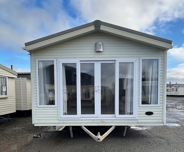 PEMBERTON PARK LANE VISTA 42 X 14 WITH BATH, SHOWER AND 3 FABULOUS BEDROOMS - GALVANISED CHASSIS For Sale Thumb