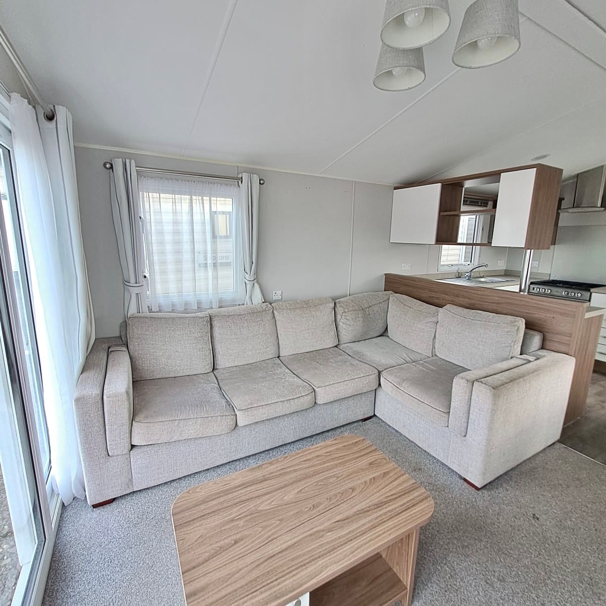 WILLERBY AVONMORE SUPER 38 X 12 WITH 3 BEDROOMS, FULL WINTER SPEC WITH DOUBLE GLAZING & CENTRAL HEATING For Sale Thumb