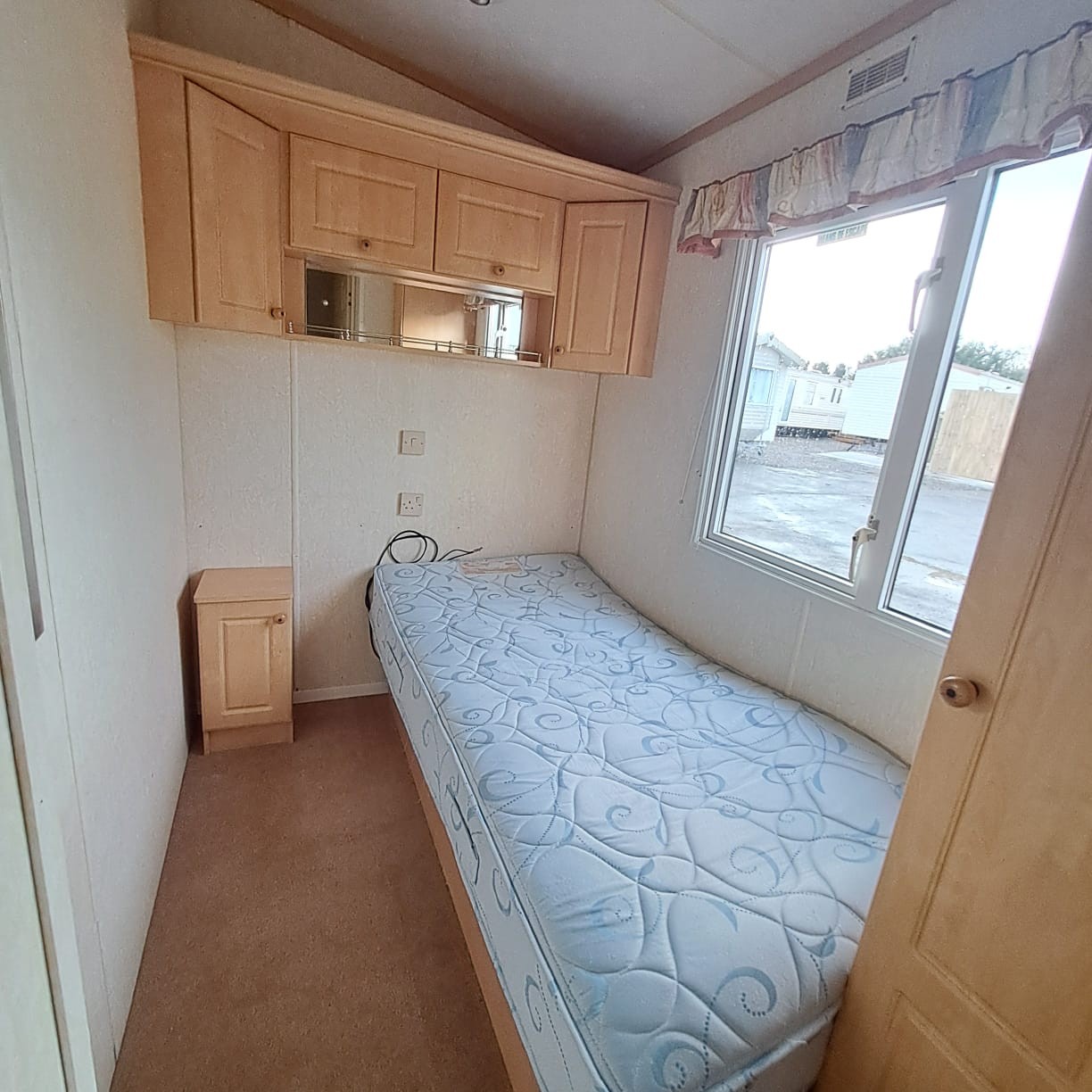 WILLERBY PERFECT SELF BUILD - 3 BEDROOMS WILLERBY ASPEN T - 37 X 12 WITH DOUBLE GLAZING & CENTRAL HEATING - FULLY FURNISHED For Sale Thumb