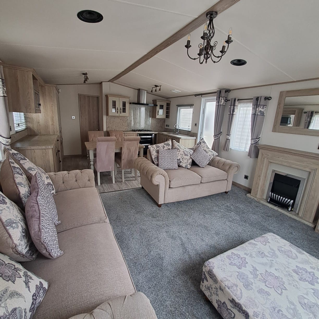 ABI FIRST CLASS ABI BEAUMONT 42 X 14 THIS TIME WITH 3 BEDROOMS - DOUBLE GLAZING, CENTRAL HEATING, 2 BATHROOMS, GALVANISED CHASSIS, A BOUTIQUE BUNGALOW LIFESTYLE... For Sale Thumb