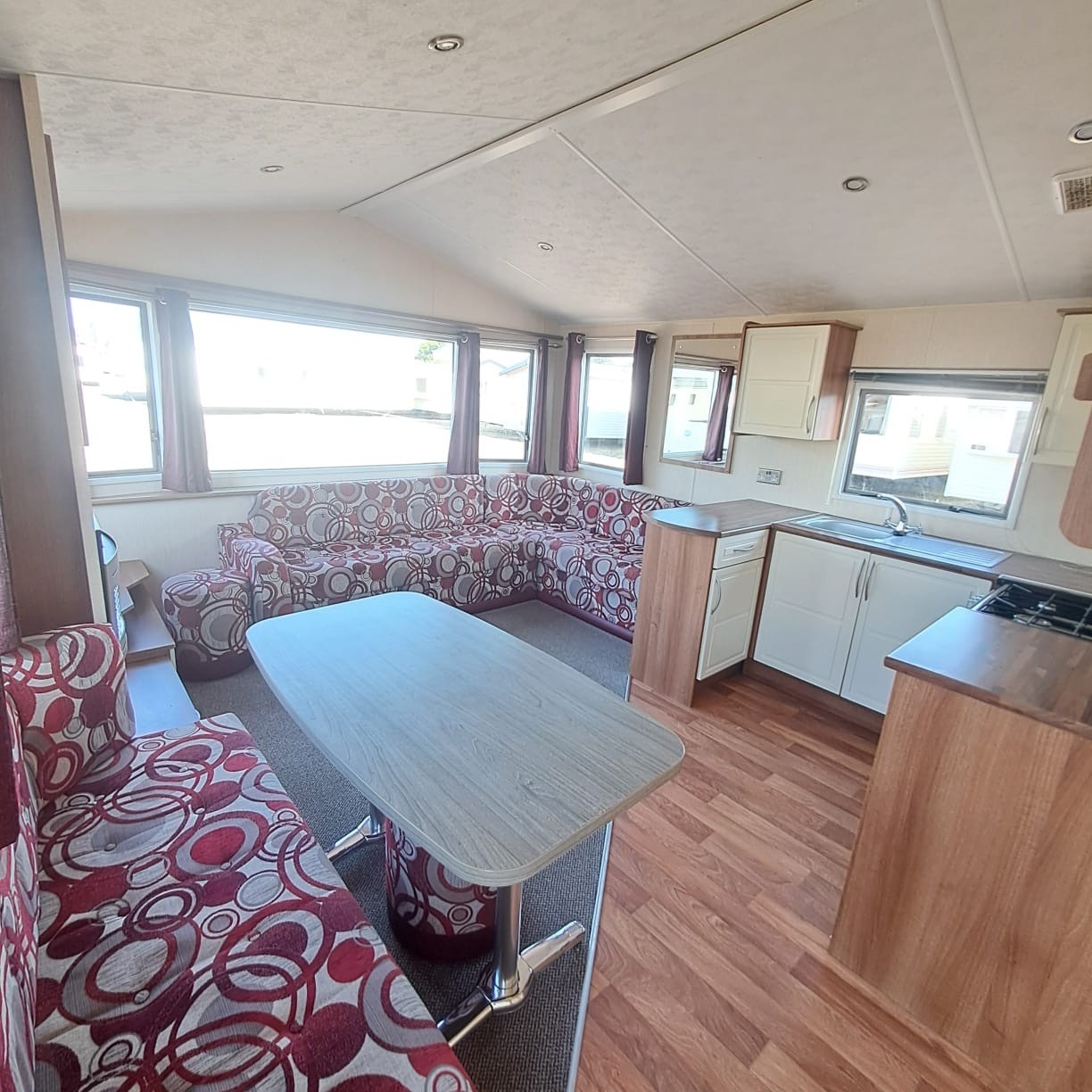 WILLERBY JUST IN STOCK - 28 FOOT LONG BY 12 FEET WIDE - WILLERBY RIO GOLD 28 X 12 - 2 BEDROOMS & GALVANISED CHASSIS For Sale Thumb